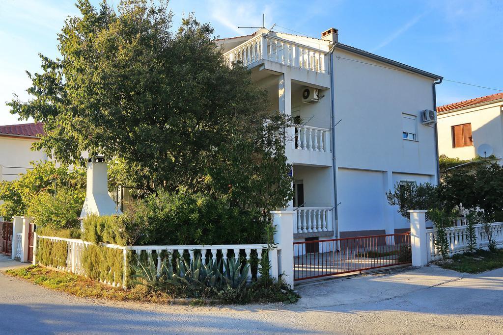 Apartment Amigo Seline Buitenkant foto
